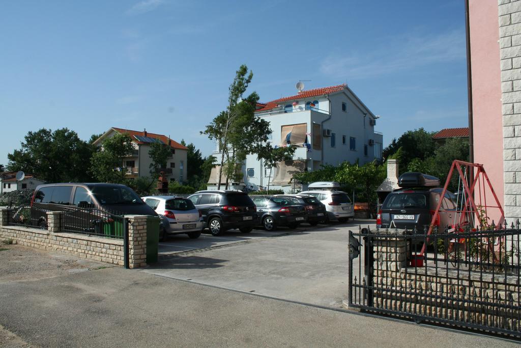 Apartments Tonimir Водице Екстер'єр фото