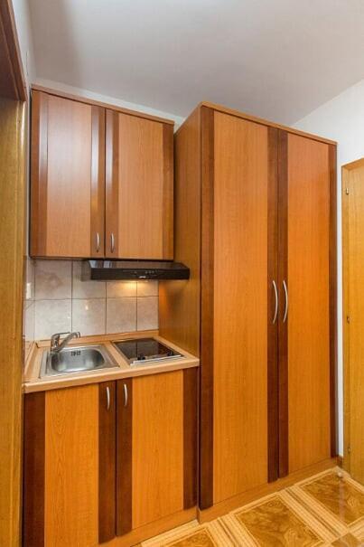 Apartments Tonimir Водице Екстер'єр фото